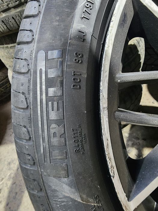 Anvelope vara r18