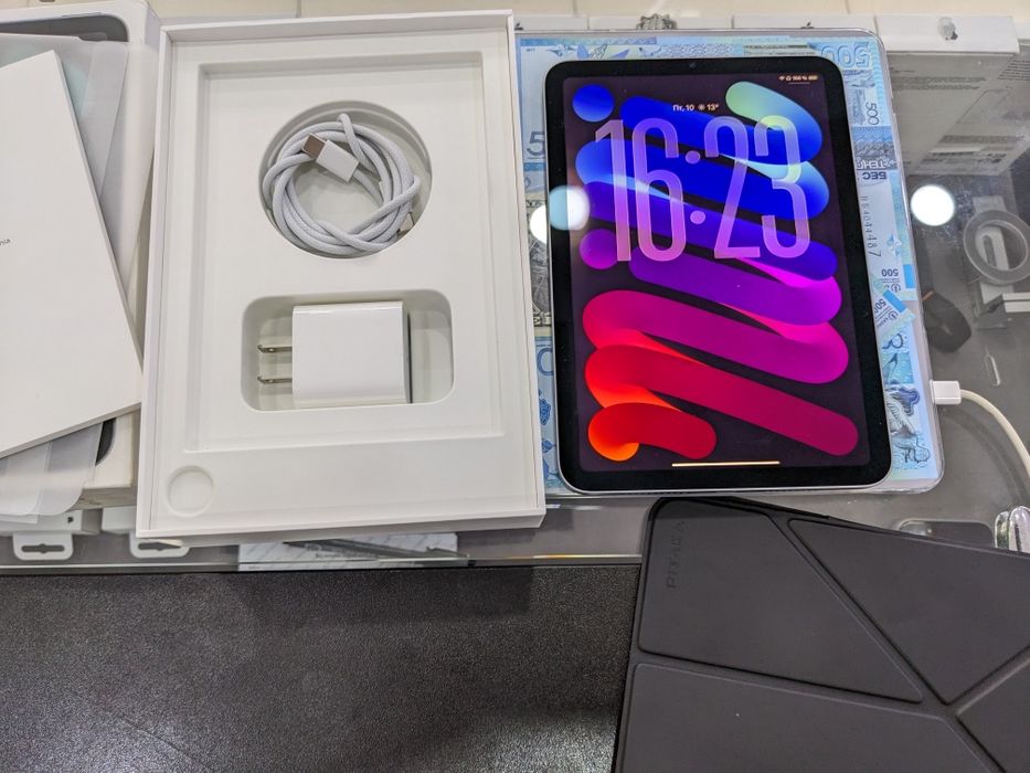 Apple iPad Mini 7 128gb идеальное состояние