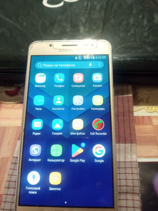 Продам смартфон Самсунг
