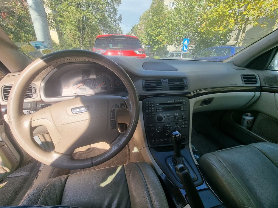 Volvo s80 2.8 twin turbo 272cp