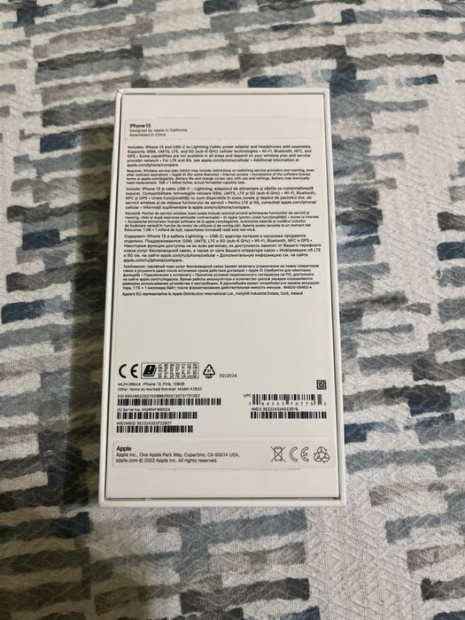 iPhone 13 Pink Отлично състояние Пълен комплект 12 кейса и адаптер