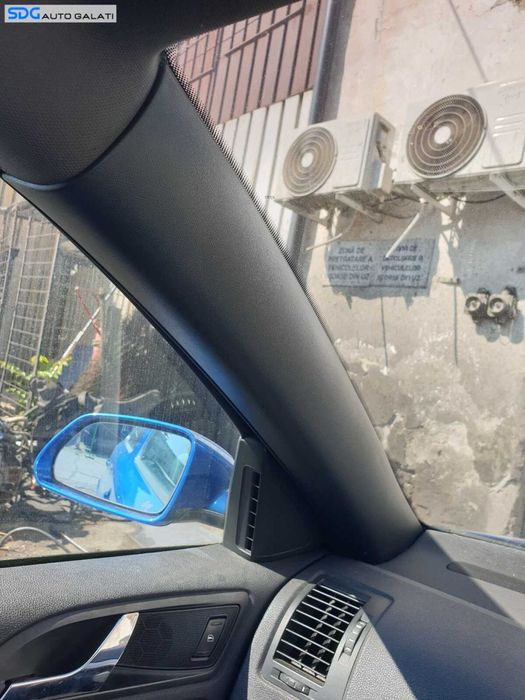 Stalp Ornament Capac Negru Prag Stanga Fata Parbriz VRS Skoda Octavia 2 2004 - 2013 [C6461]