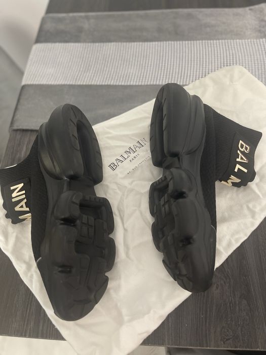 Pantofi sport Balmain originali marimea 40