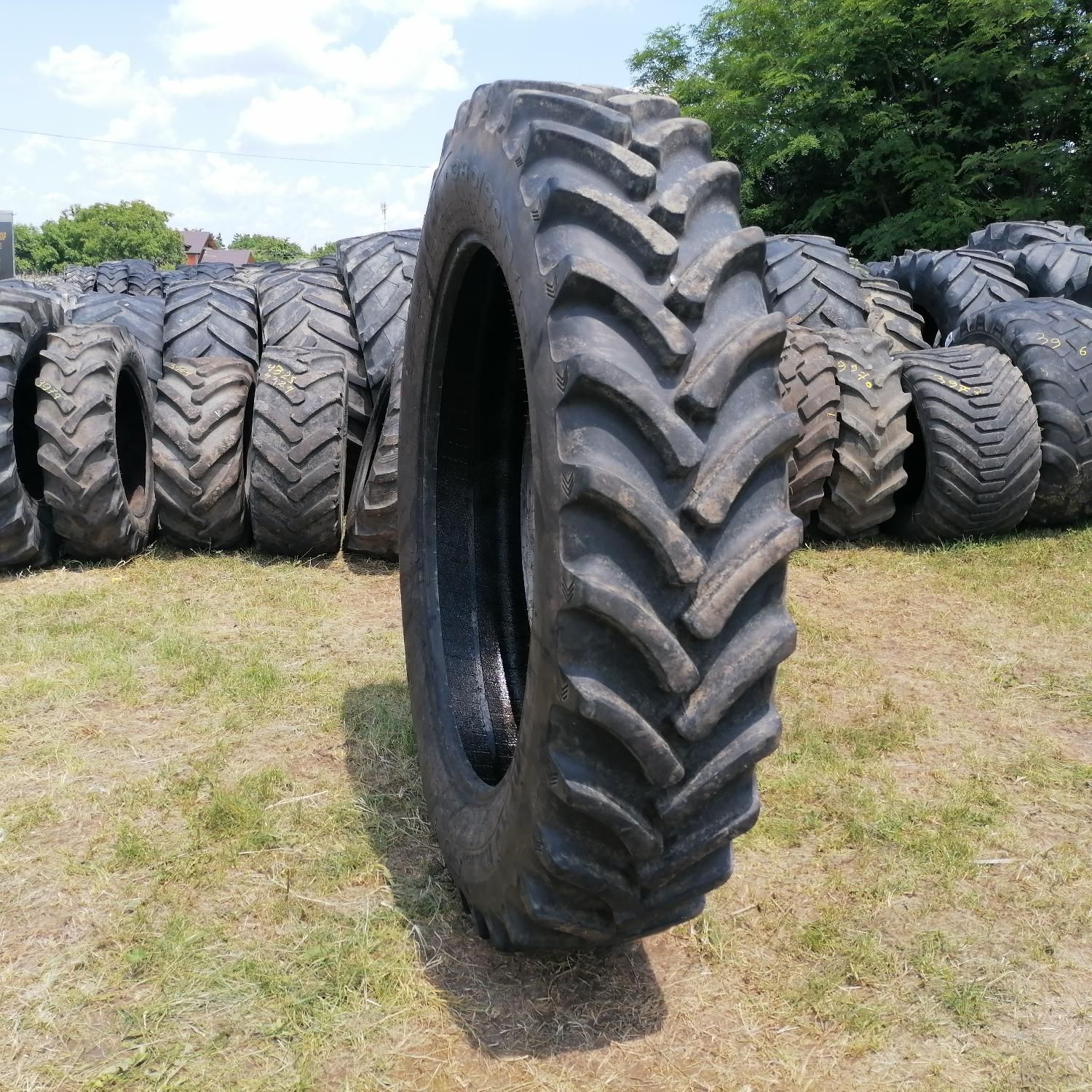 Cauciucuri 380/90R46 Alliance Anvelope Second Hand REZISTENTE