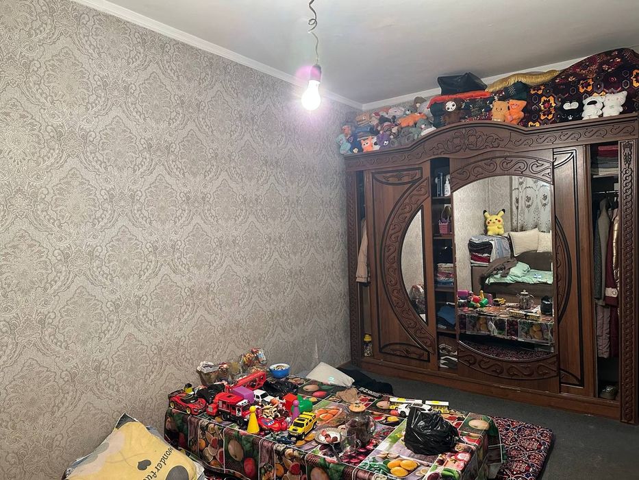 Uy sotiladi Chilonzor 19 chiroqchi jiz