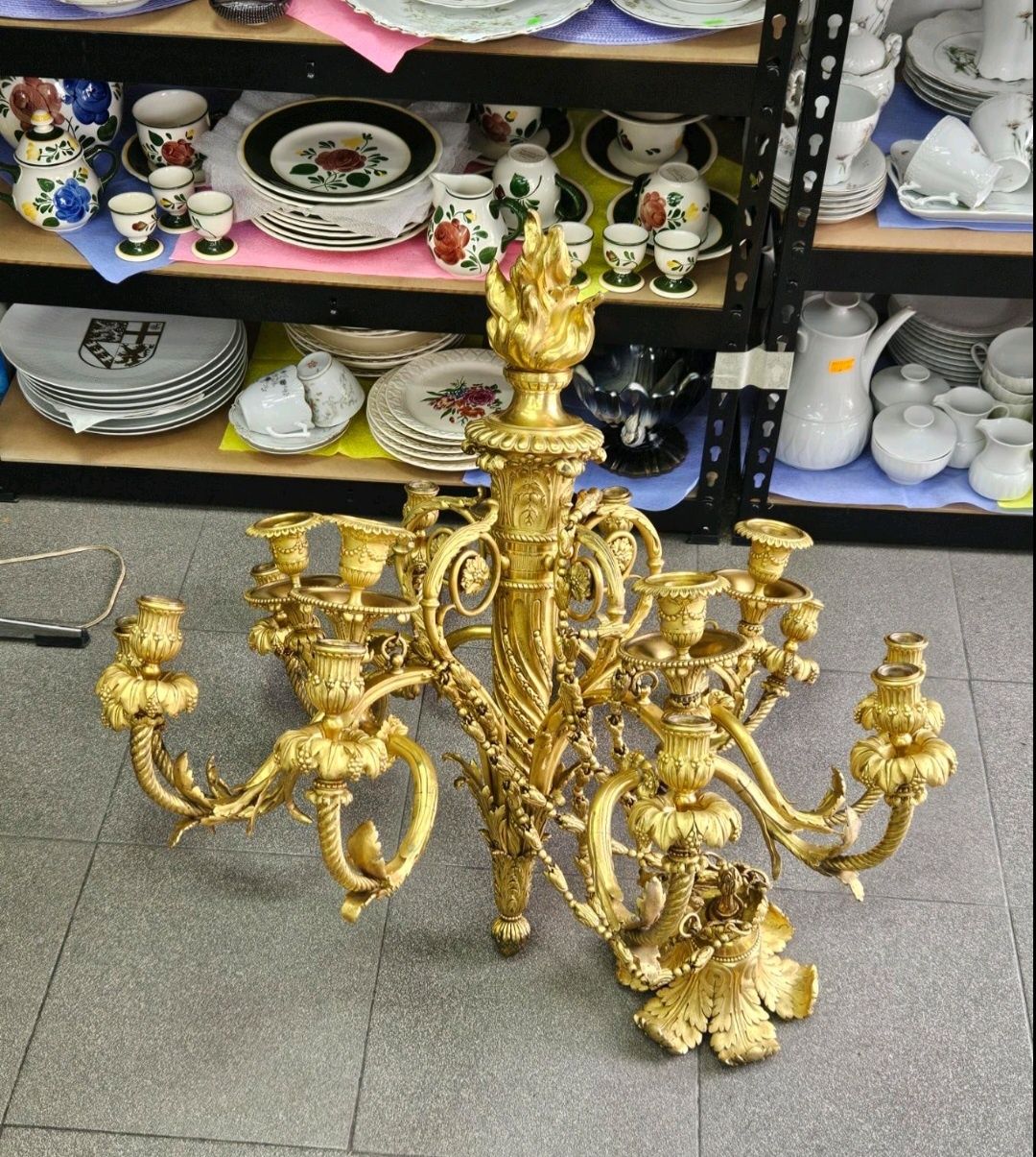 Бронзов полилей френски 1800г.