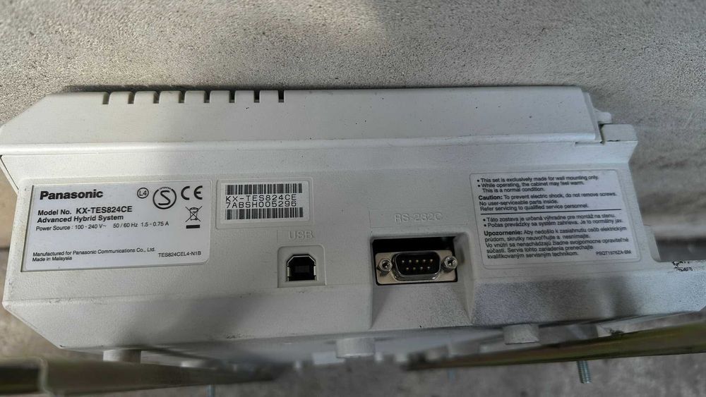Centrala telefonica analogica Panasonic KX-TES824