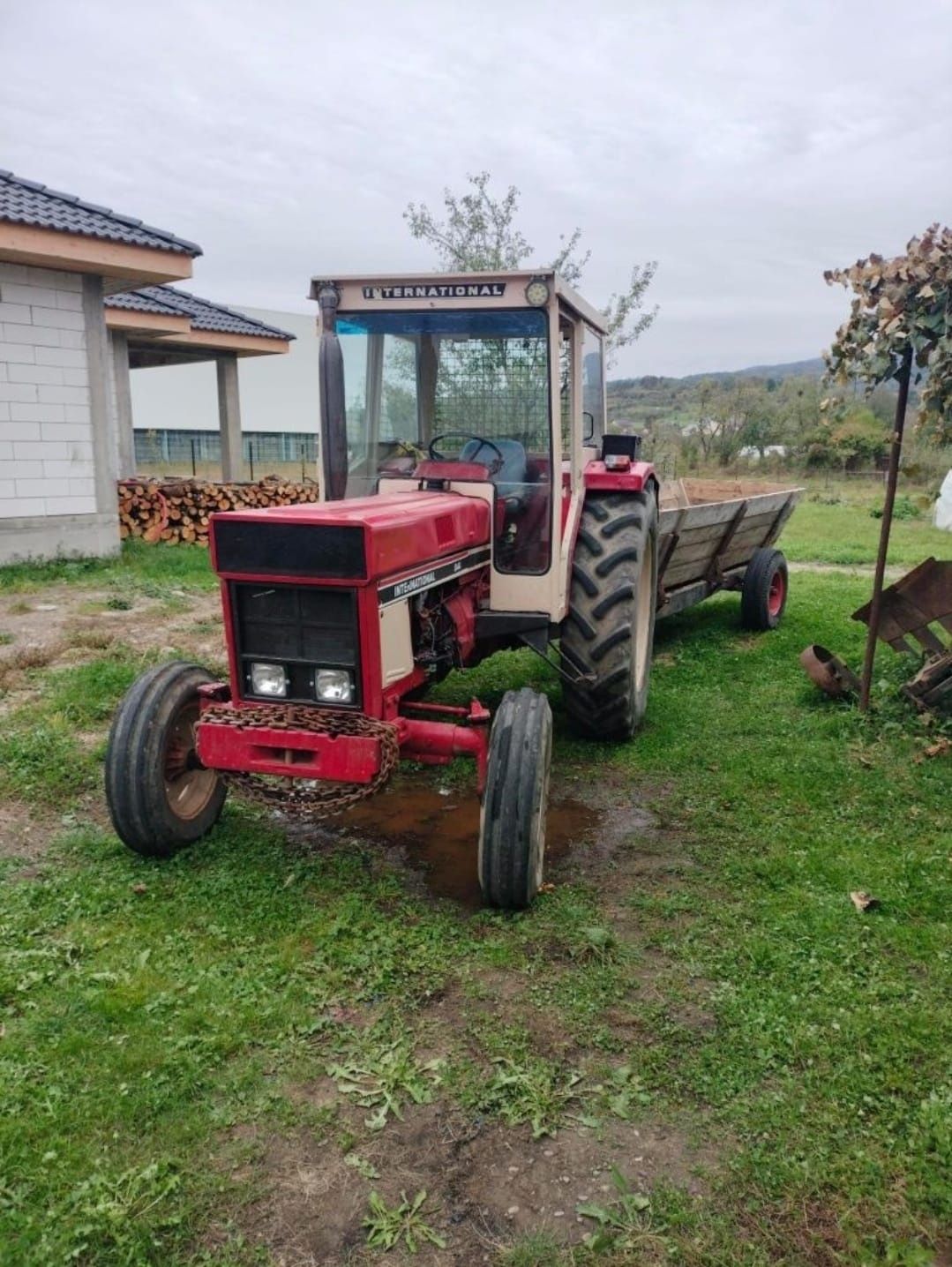 Tractor International 844 SB