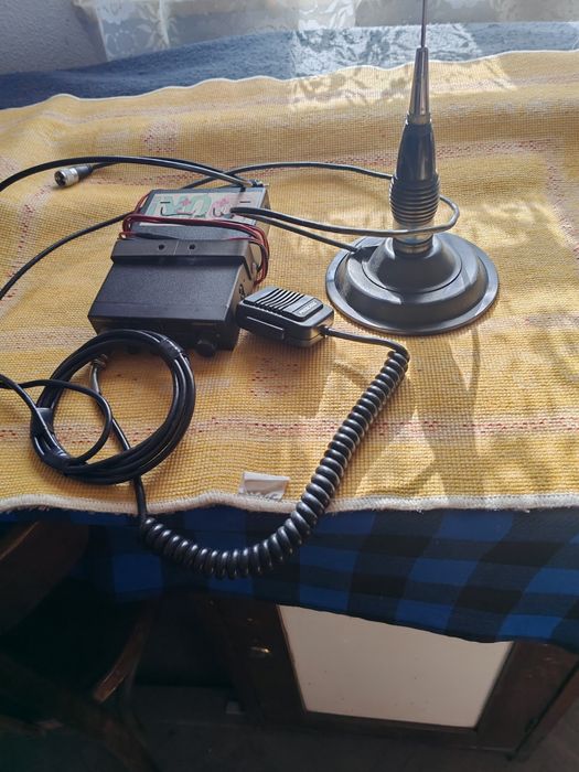 Stație CB President Johnny 1 + antenă