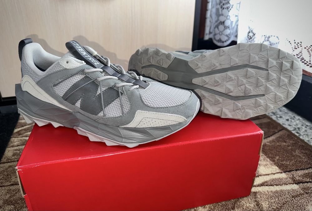 New Balance Tektrel 45