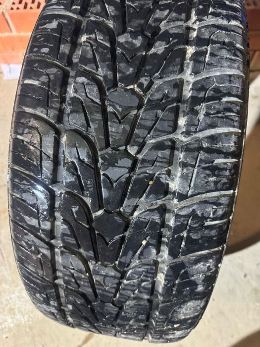 Шины R20 4 штуки летние