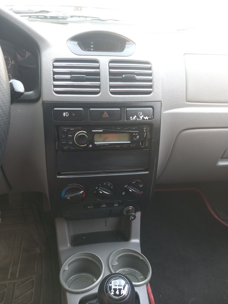 Vând autoturism Kia Rio