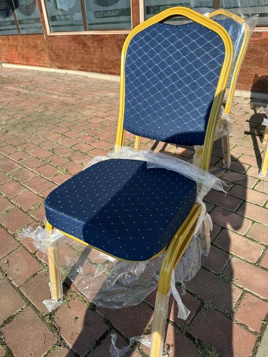 Scaune noi de evenimente, biserici, restaurante, hoteluri etc