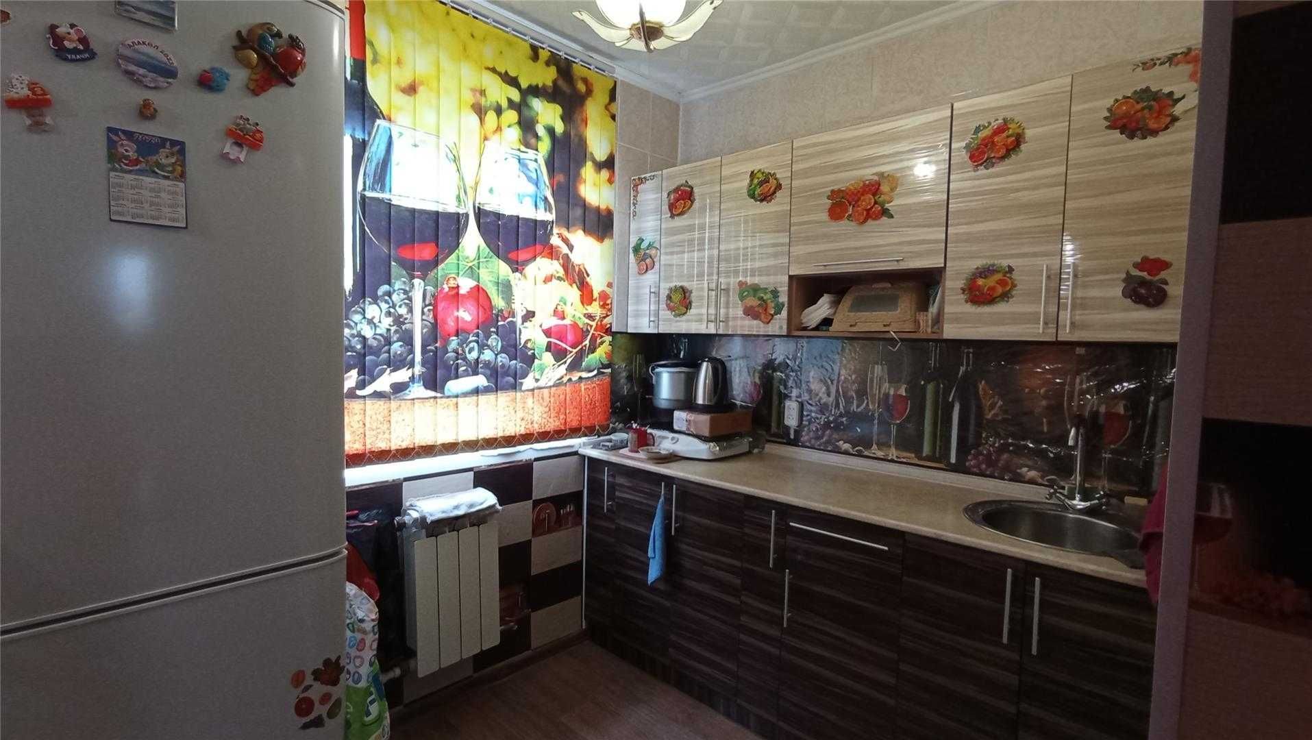 Продам 3-ю квартиру+гараж в районе ресторана Жанар, 61 м², 5/5 этаж