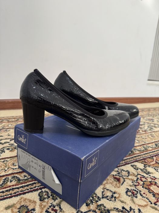 Обувь женская, б/у