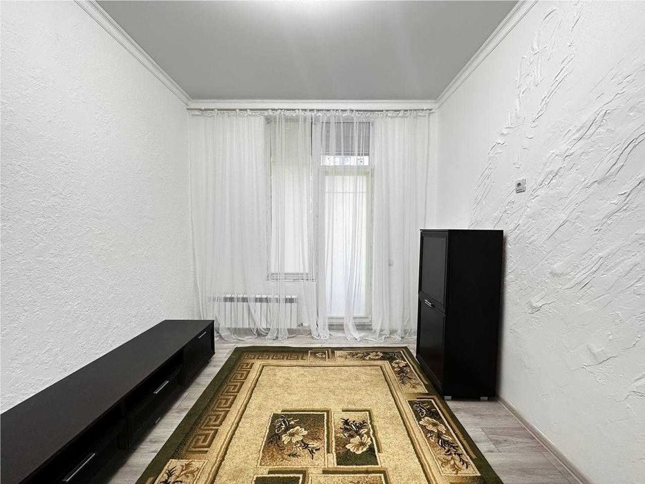 продается 1 комнатная квартира