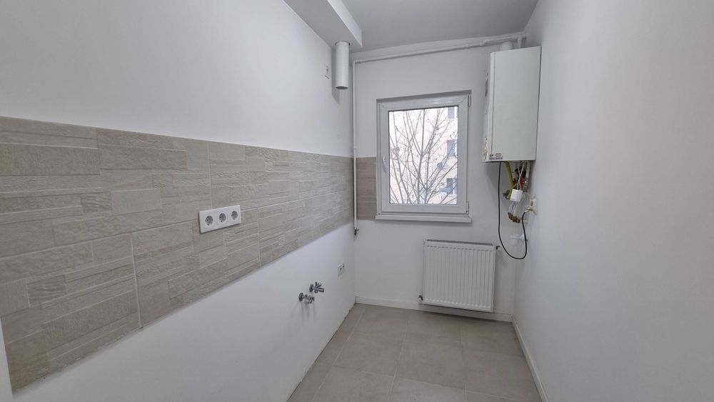 Vând apartament 2 camere et.1 36,5 mp st. Liviu Rebreanu, ultrafinisat