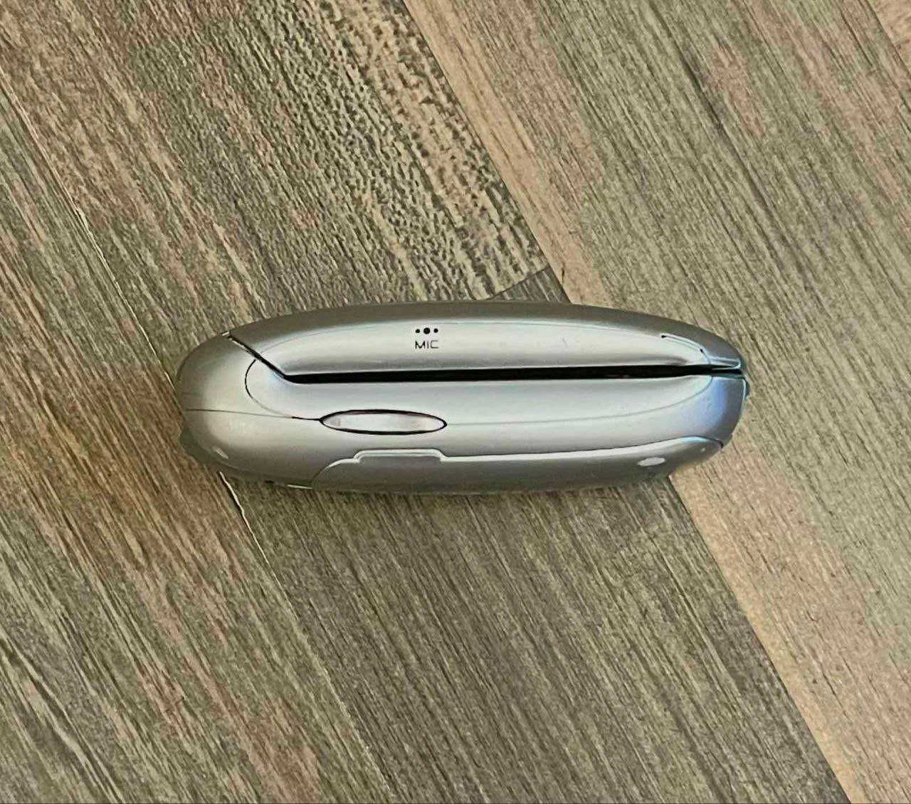 Продавам Samsung Е530 3G в отлично състояние