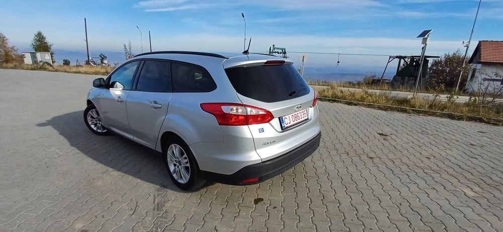 Ford focus 2011 1.6 benzina 105 cp