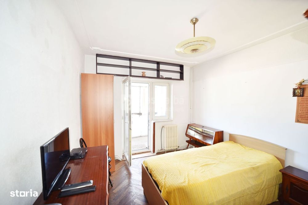 bd. Independentei, 3 camere spatios, disponibil imediat, OPORTUNITATE