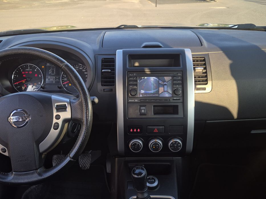 Nissan X-trail 4×4 cu Differential blocabil  Euro 5 !