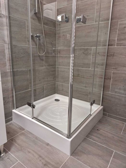 Vand cabina dus nefolosit  90/90