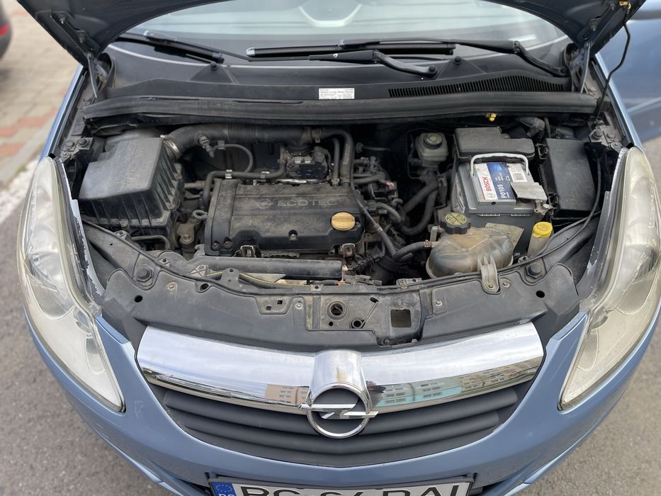 Opel Corsa 1.2 Benzină – 2006 – 80 CP – În stare foarte bună