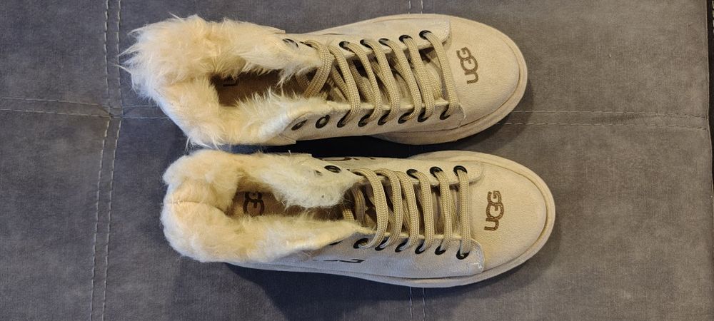 Ghete dama UGG Mărimea 38