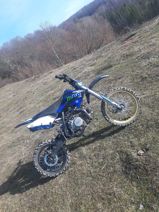 Moto cross 140 cc