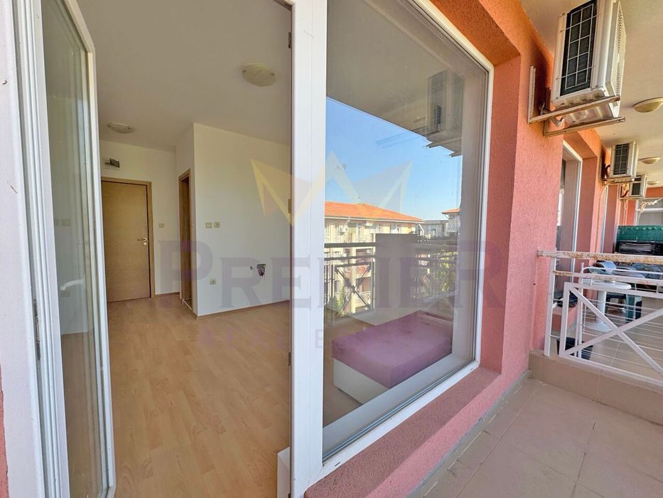 1-стаен в Бургас, област-к.к.Слънчев бряг площ 22 цена 28500