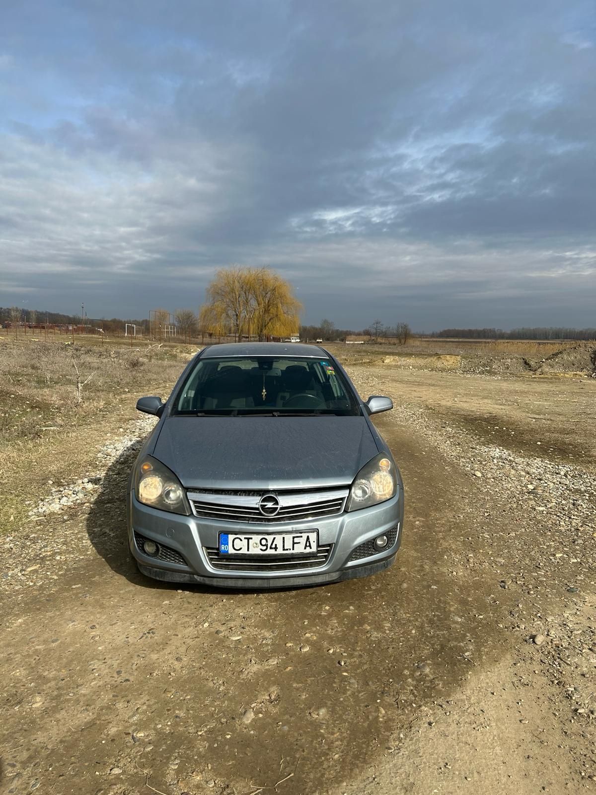 Opel Astra h 1.7cdti