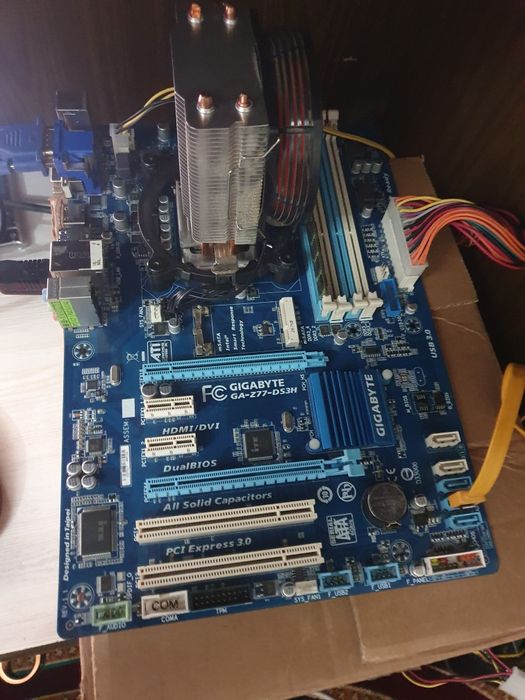 Plata komplekt sotiladi