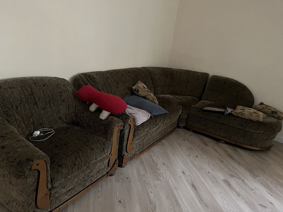 продается диван и кресло