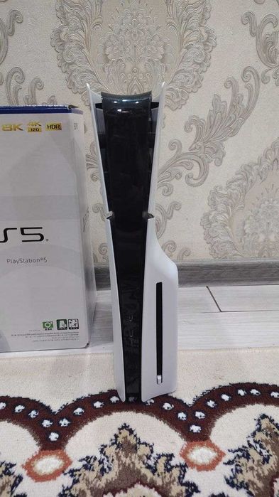 Playstation 5 Slim дисководом в идеальный состояние 2джойстик топ игры