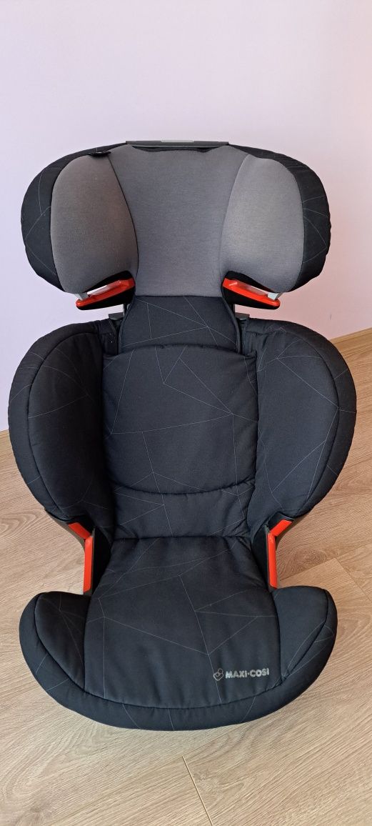 Столче за кола MAXI-COSI
