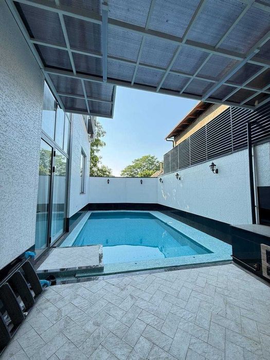 Сдаётся елитная участок Мирзо-Улугбекский район с бассейн