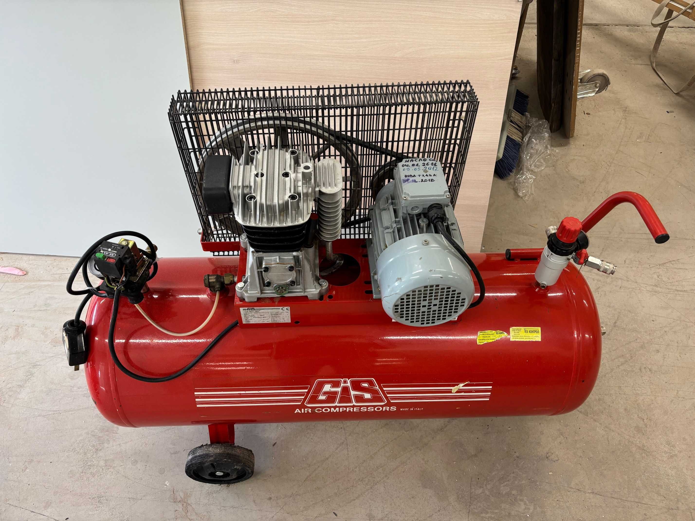 Бутален компресор GIS 20/150, 3 KW — отлично състояние
