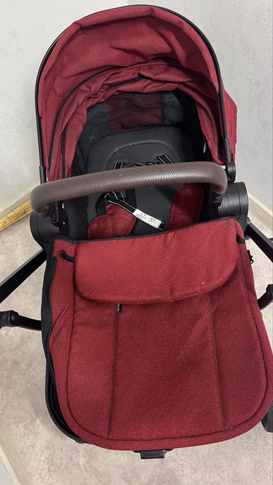 Продам  коляска новый