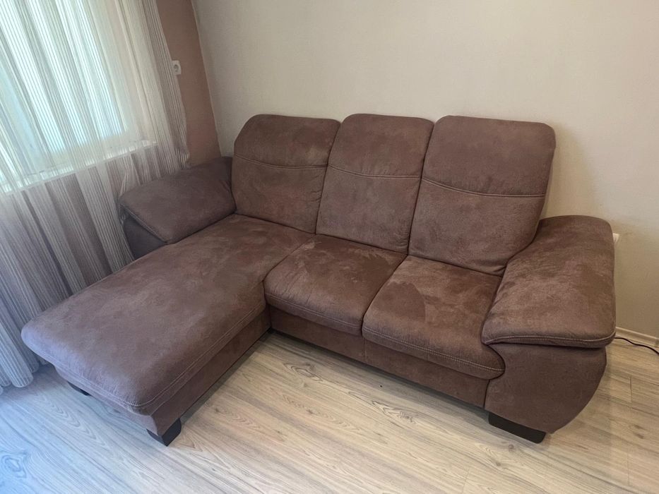 Диван без забележки