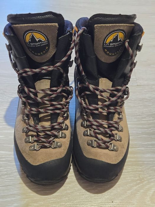 Ghete dama.drumetie.La Sportiva  Gtx 37  1/2