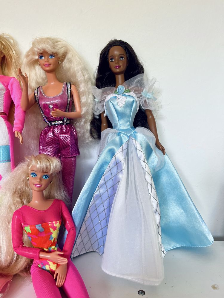 Ретро кукли Barbie, различни