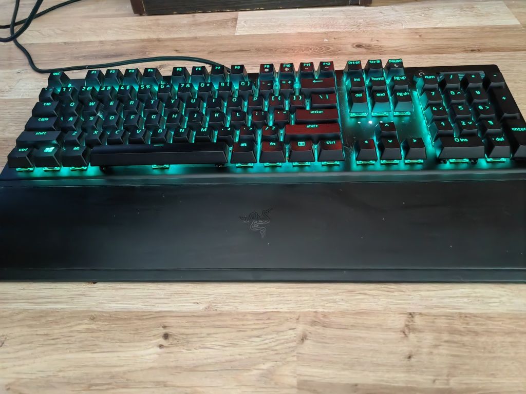 Геймърска клавиатура Razer BlackWidow V3