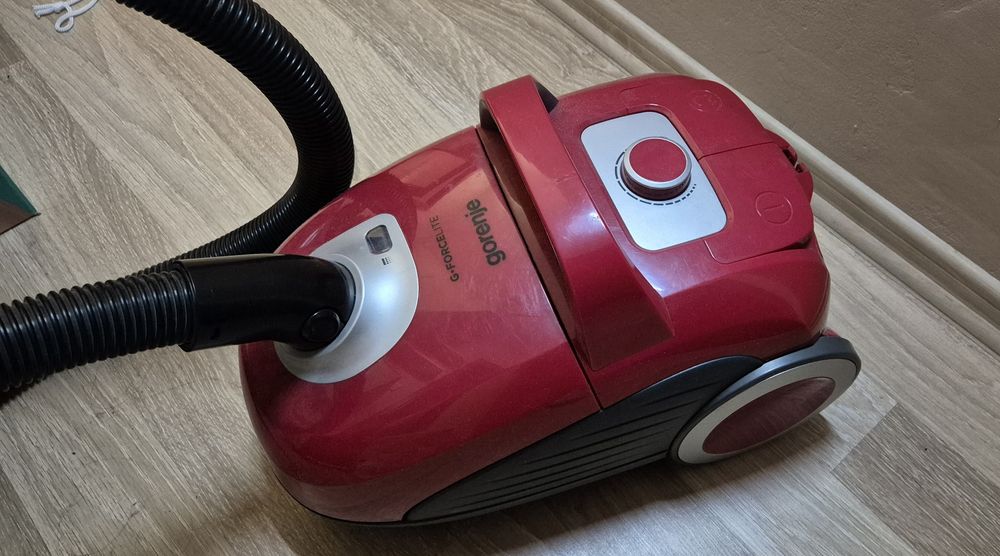 Прахосмукачка Gorenje VCEA23GLR