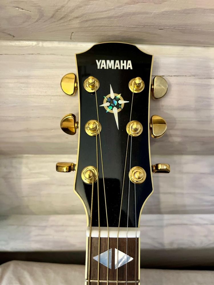 Продам новую гитару Yamaha CPX 1000