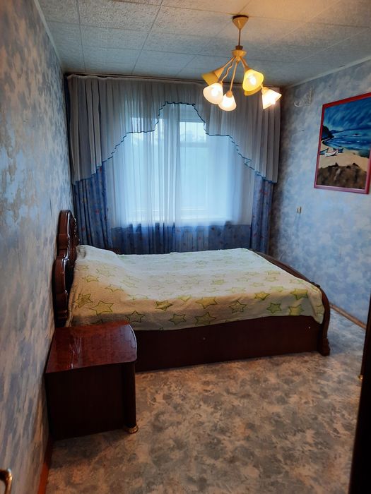 Продам шторы, тюль, ламбрикен и карниз.