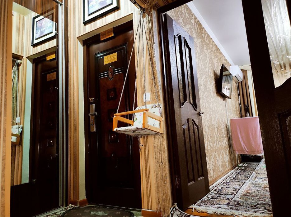 Продажа 2/5/5 на Юнусабад-18, 2 хонали сотилади