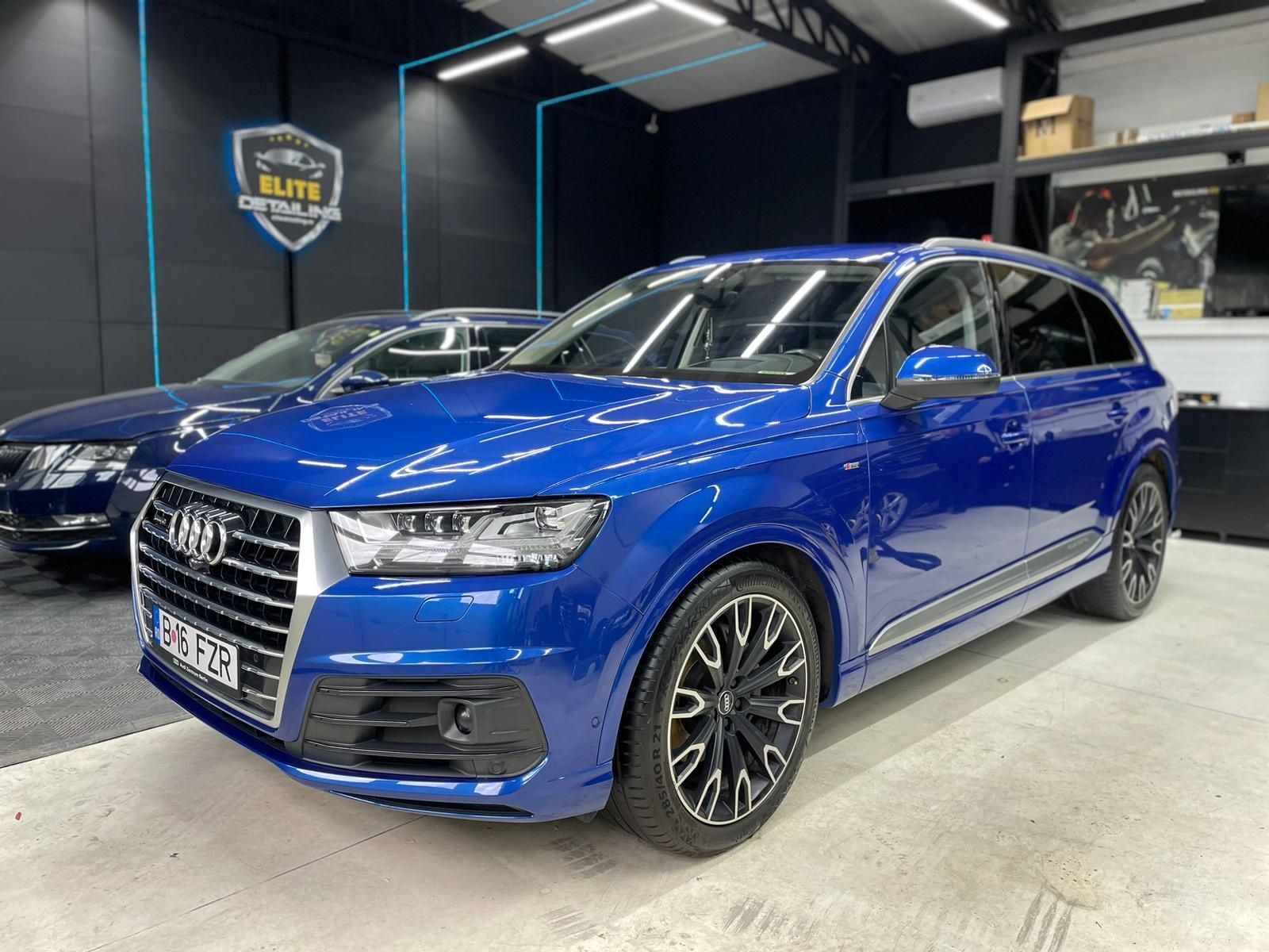 Vand Audi Q7 3.0 TDI Quattro S Line interior/exterior