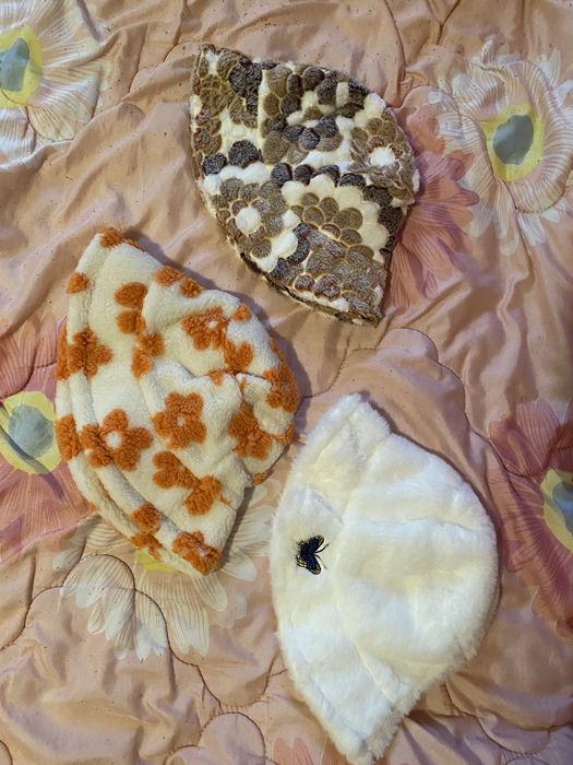 Palarii pufoase pentru fete