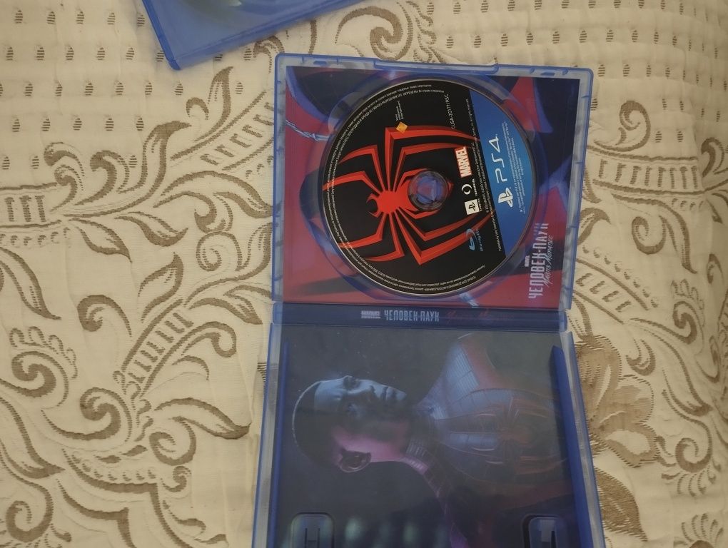 Ps 4 диски rayman,spider man