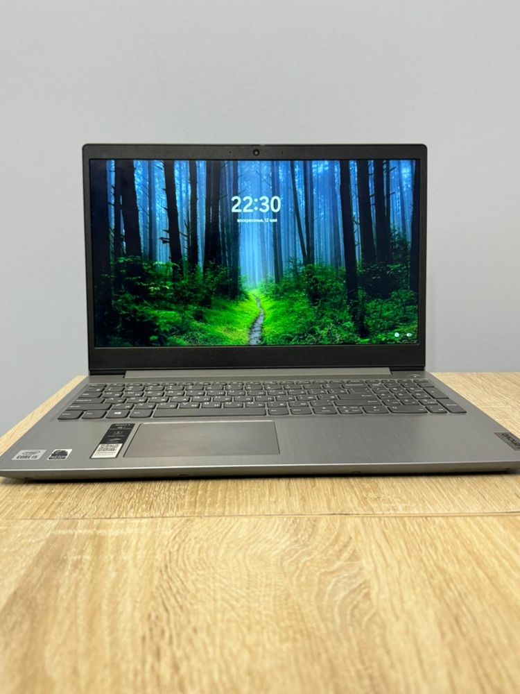 Lenovo ideaPad 3 15II05